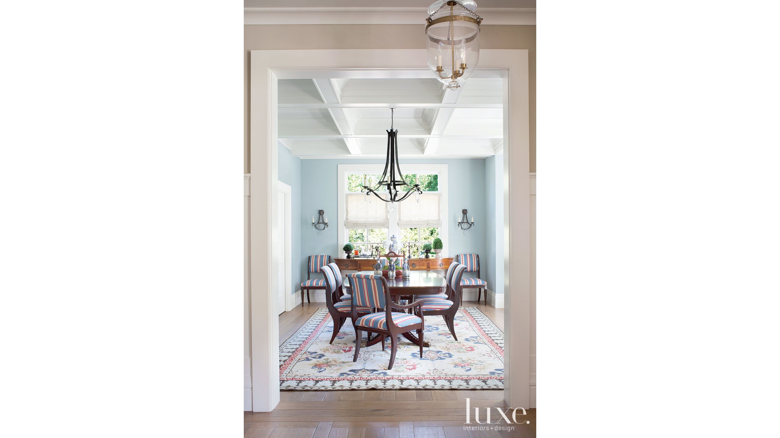 Eclectic Dining Room With Coffered Ceiling Luxe Interiors