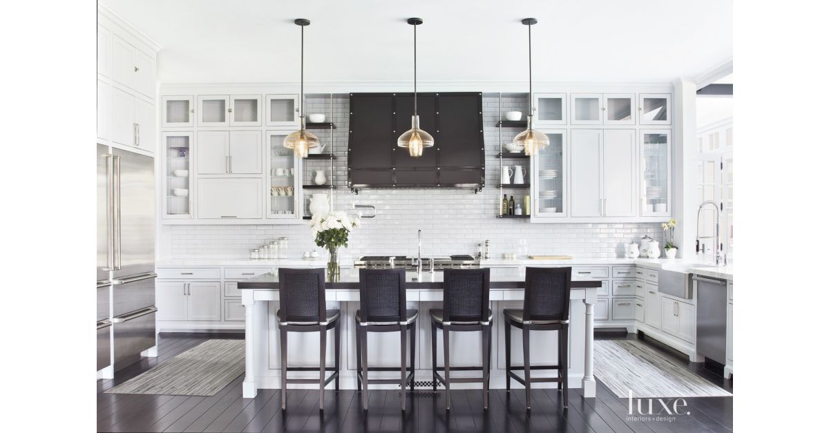 15 Kitchens with Impressive Ranges and Hoods Features Design Insight from the Editors of