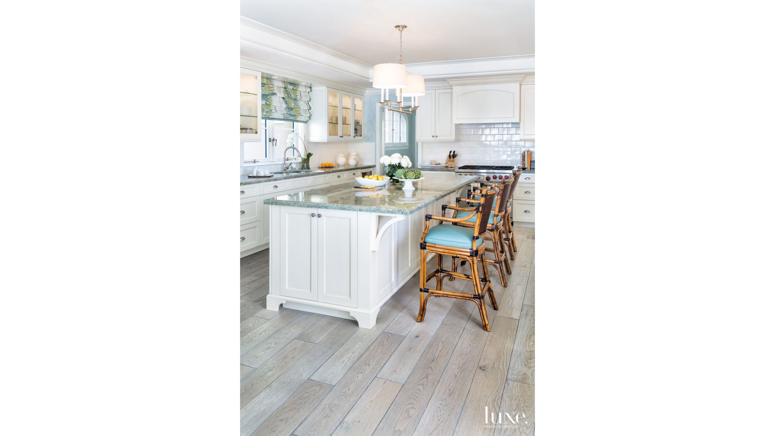 Traditional Cream Kitchen With Glazed Cabinetry Luxe Interiors