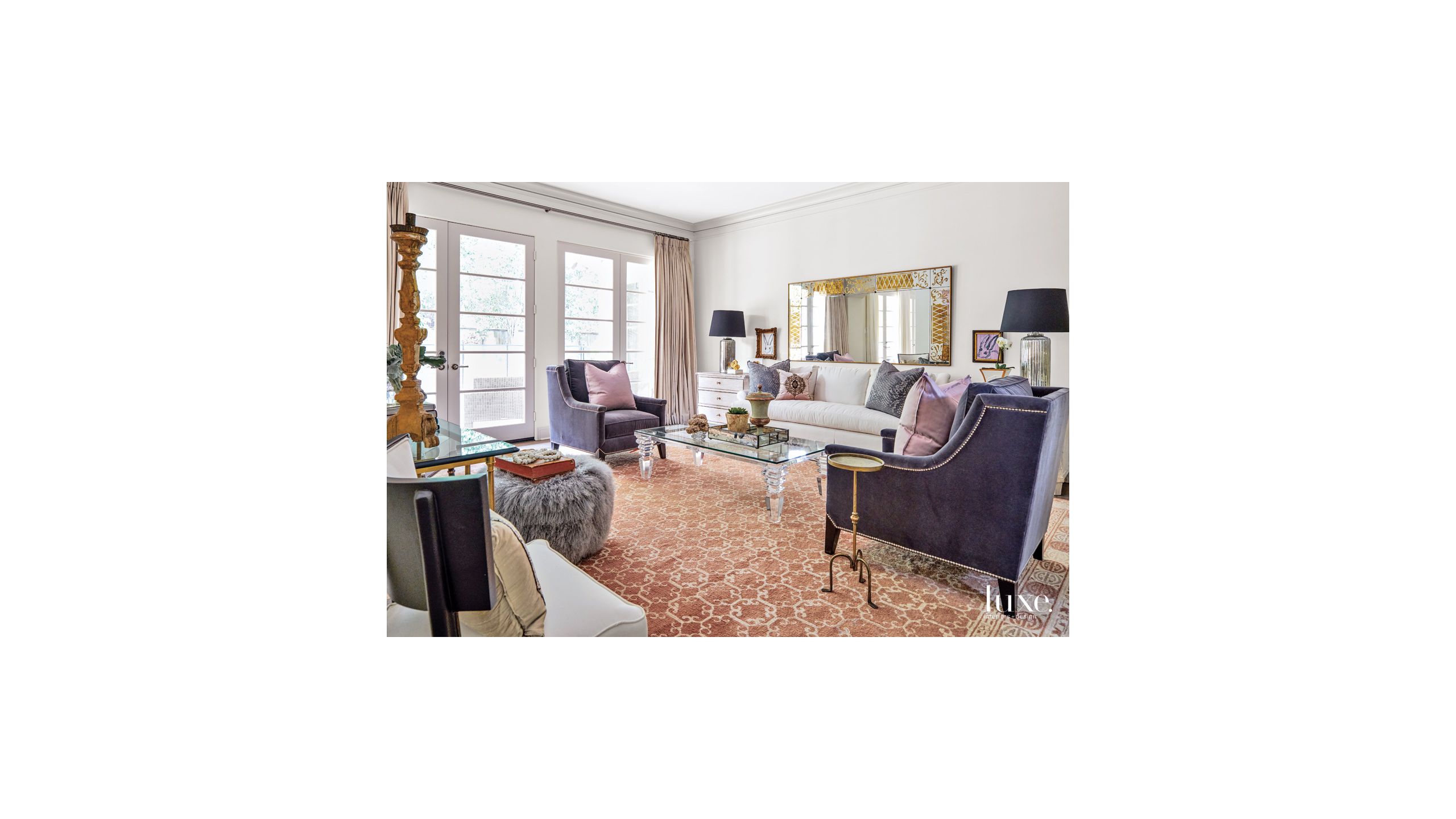 A Transitional Houston Manse With Charming French Style Luxe