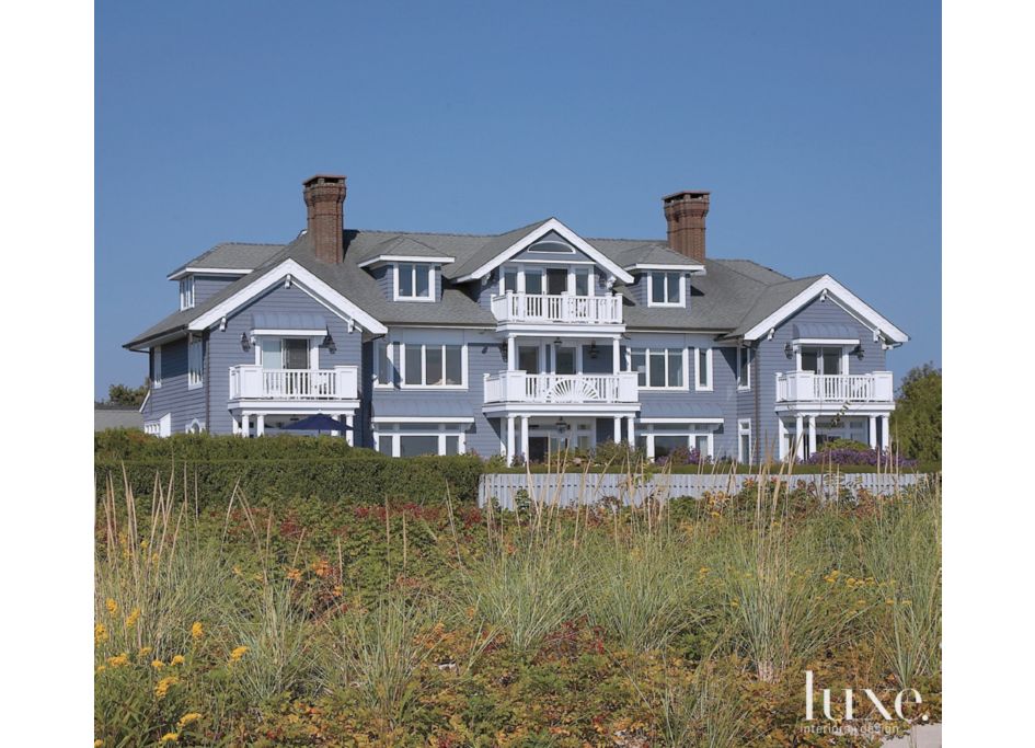 An Oceanfront Victorian Beach House In New Jersey Features