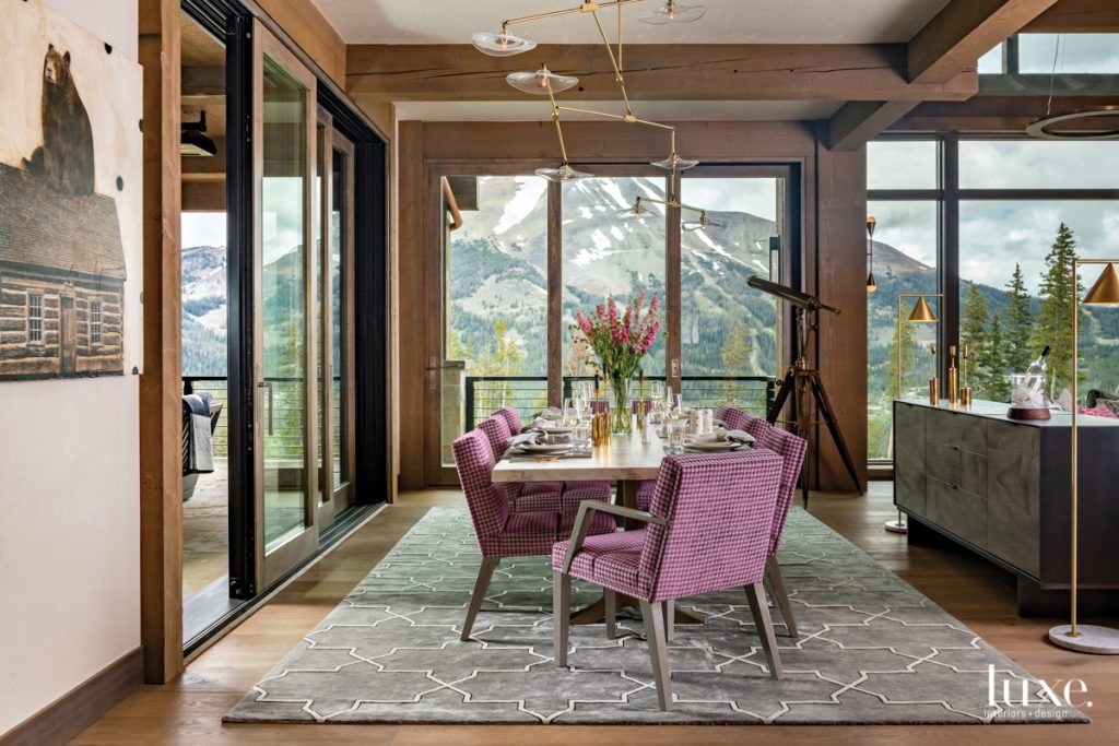 Modern Meets Traditional At This Pacific Northwest Property