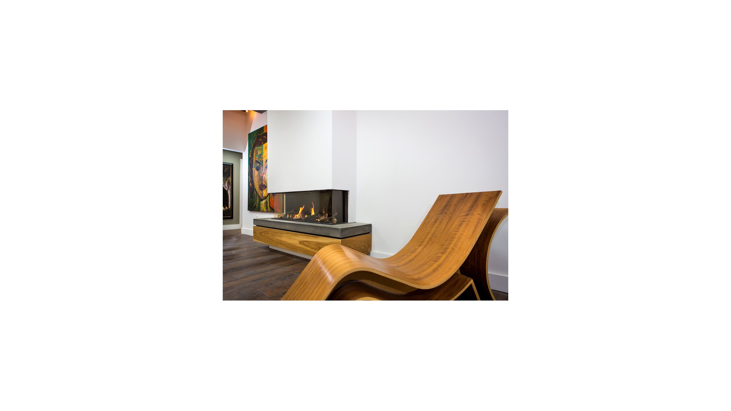The Fireplace Boutique At Distinctive Mantel Designs Inc Luxe